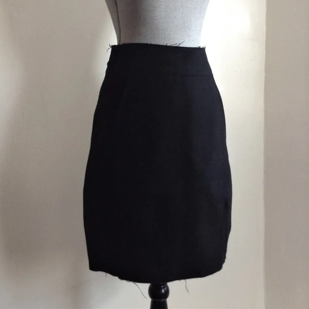 Marni Black Wool Raw Edge Tulip Mini Skirt Italy IT 40 US 2 4 High Waist Pencil